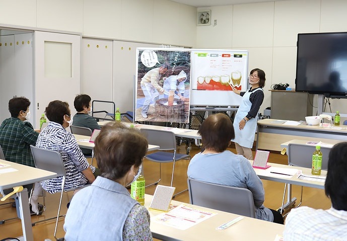 写真：介護予防普及啓発事業公開講座の様子