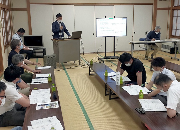 写真：吉島地区第4次地区計画策定委員会全体会の様子