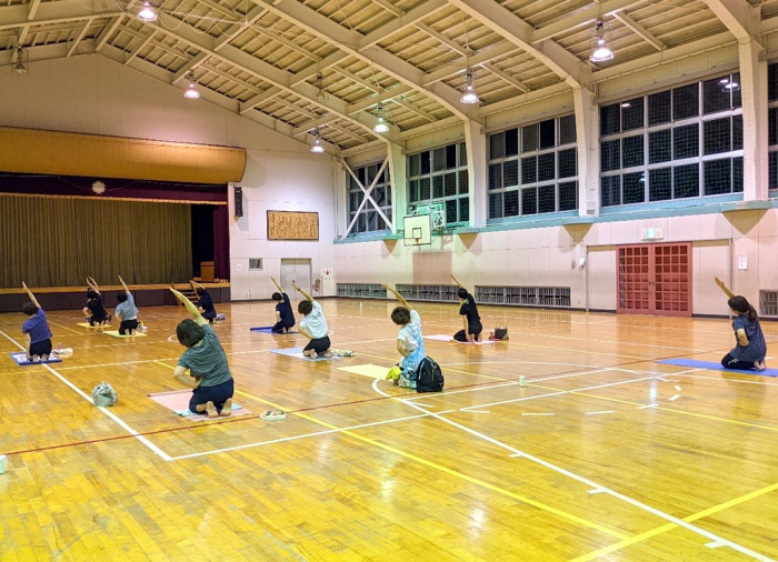 写真：マイマイスポーツクラブヨガ教室の様子