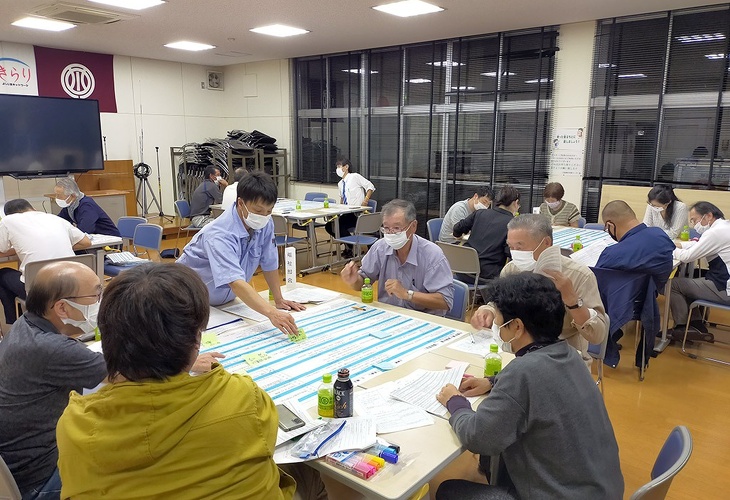 写真:第4次地区計画策定委員会第2回全体会の様子