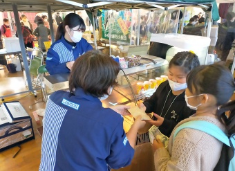写真：吉島ふれあい祭2021の様子