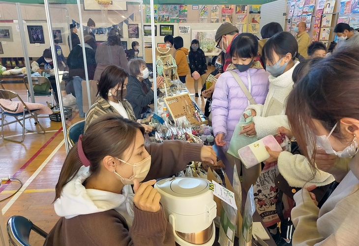 写真：吉島ふれあい祭2021の様子