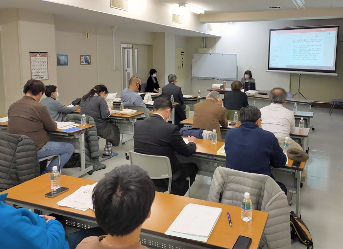 写真：各団体視察研修会の様子