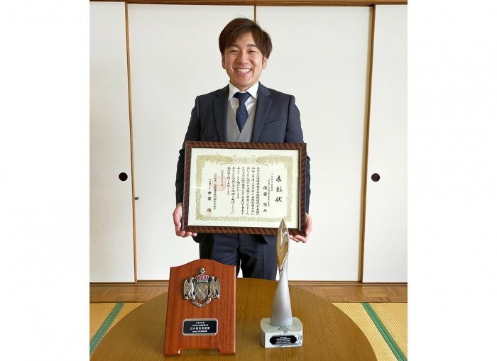 写真：令和３年度ＪＡ青年の主張全国大会最優秀賞(ＪＡ全中会長賞)受賞の佐藤悠さん(東方)