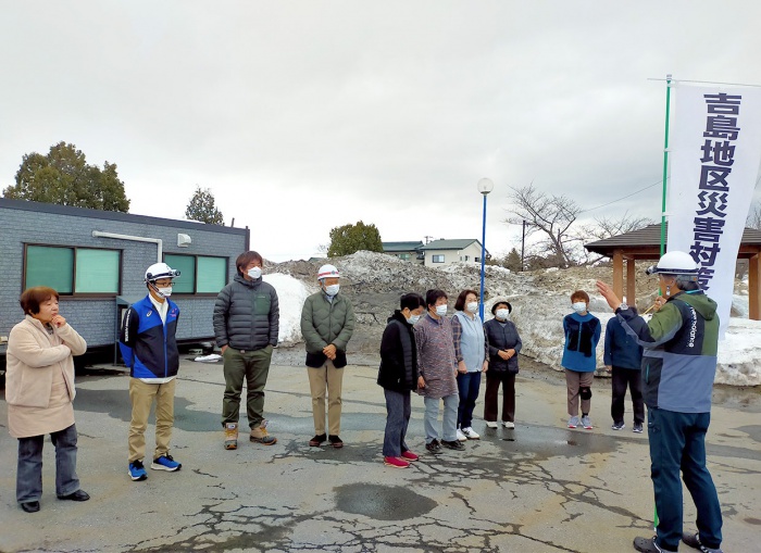 写真：地区交流センター・児童クラブきらり合同避難訓練の様子