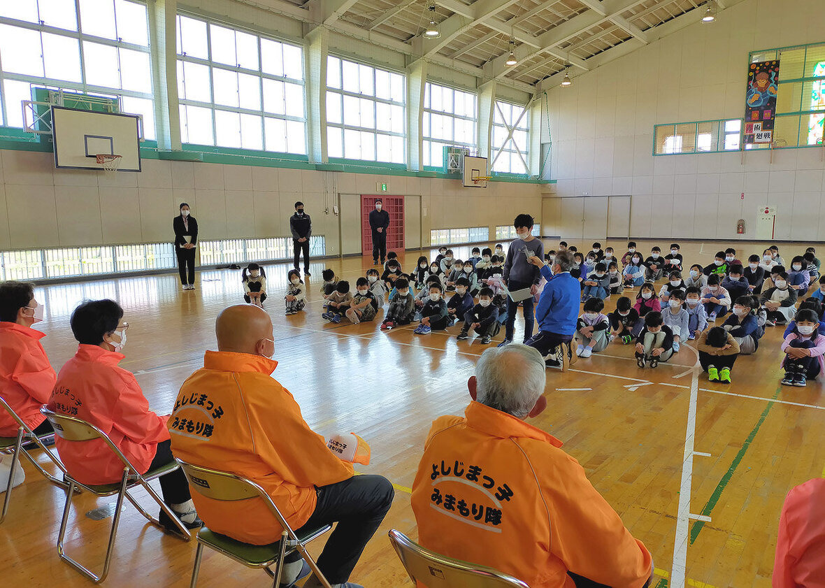 写真：よしじまっ子見守り隊対面式の様子