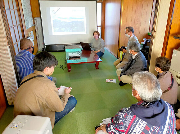 写真：各団体視察研修会の様子