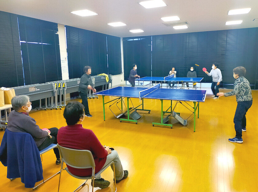写真：ラージボール卓球の様子