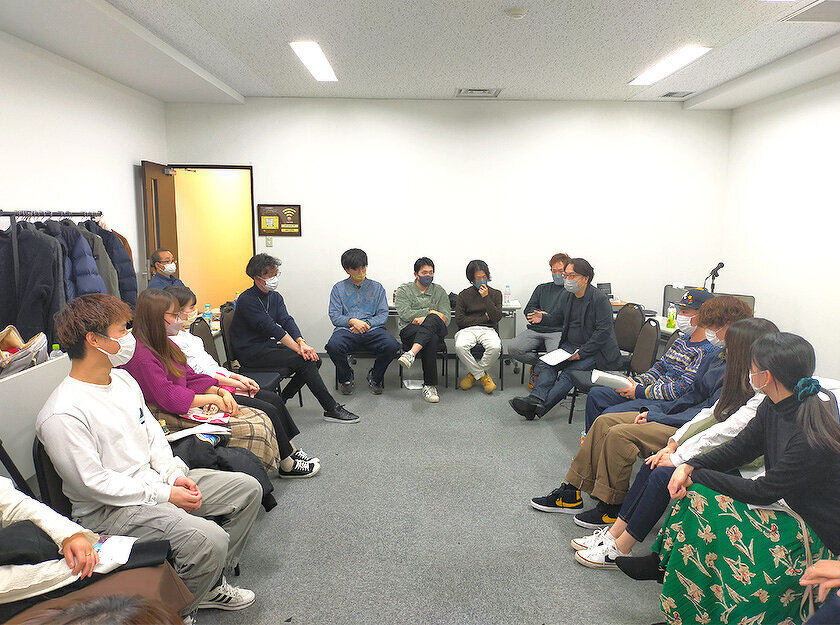 写真：新たな地域への移住の仕組みづくりのプロジェクト、移住・定住につながる関係人口づくり研修会、意見交換の様子