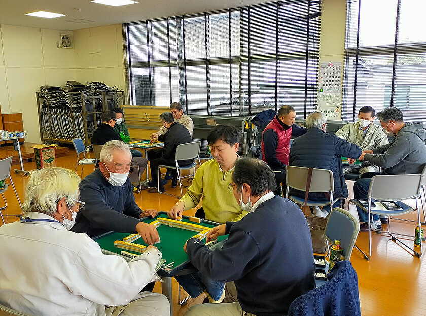 写真：吉島地区世代間交流事業「麻雀大会冬の陣」