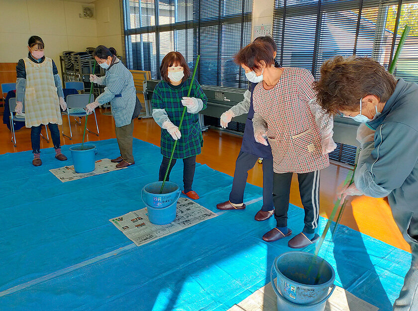 写真：身近な生活環境を考えるエコ活動「ＥＭせっけんづくり講習会」