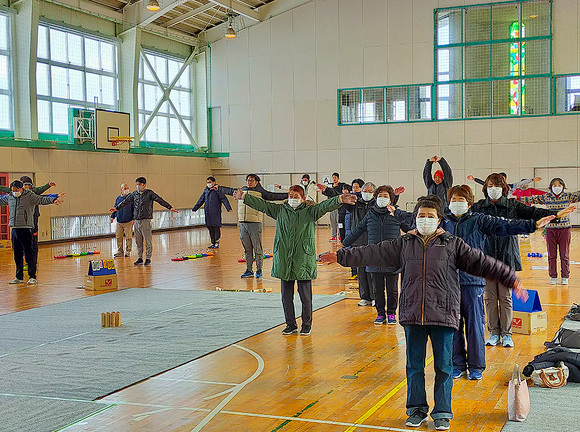 写真：吉島地区冬のスポーツの祭典 冬季スポーツレクリエーション大会の様子