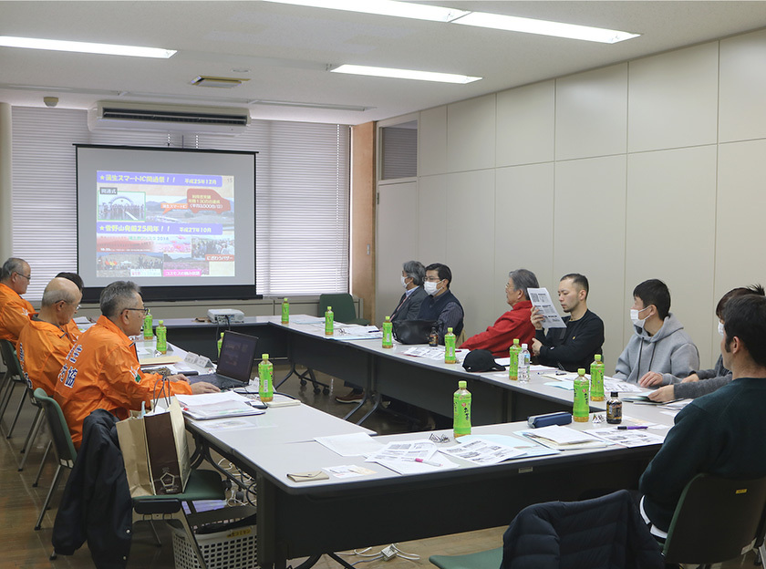 写真:滋賀県東近江市蒲生地区まちづくり協議会へ視察研修の様子