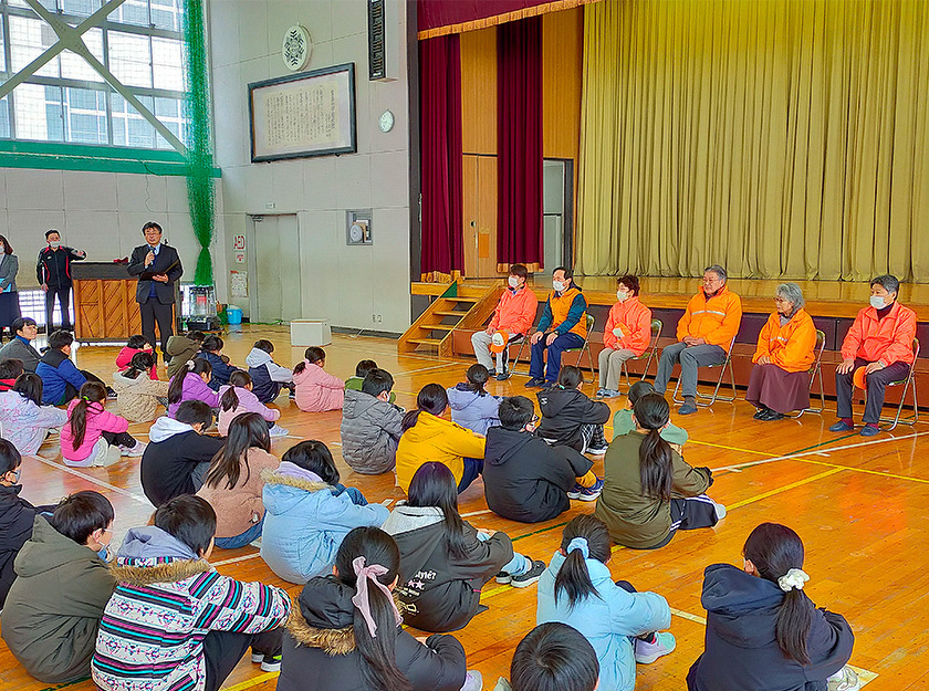 写真：よしじまっ子見守り隊感謝の会の様子