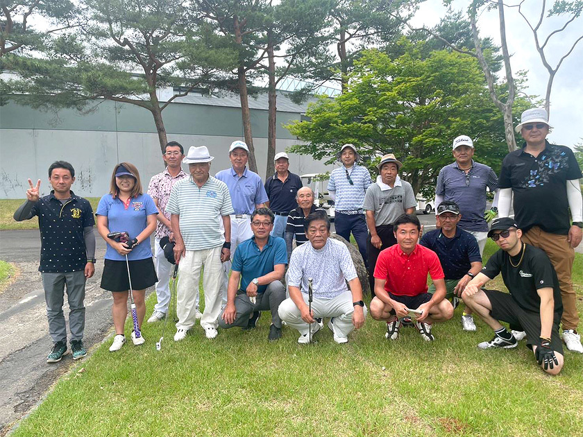 集合写真：吉島地区世代間交流事業「第14回ゴルフ大会」