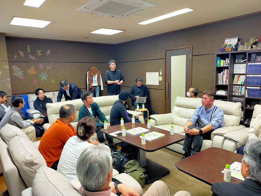 写真:持続可能なまちづくり先進地視察研修会の様子