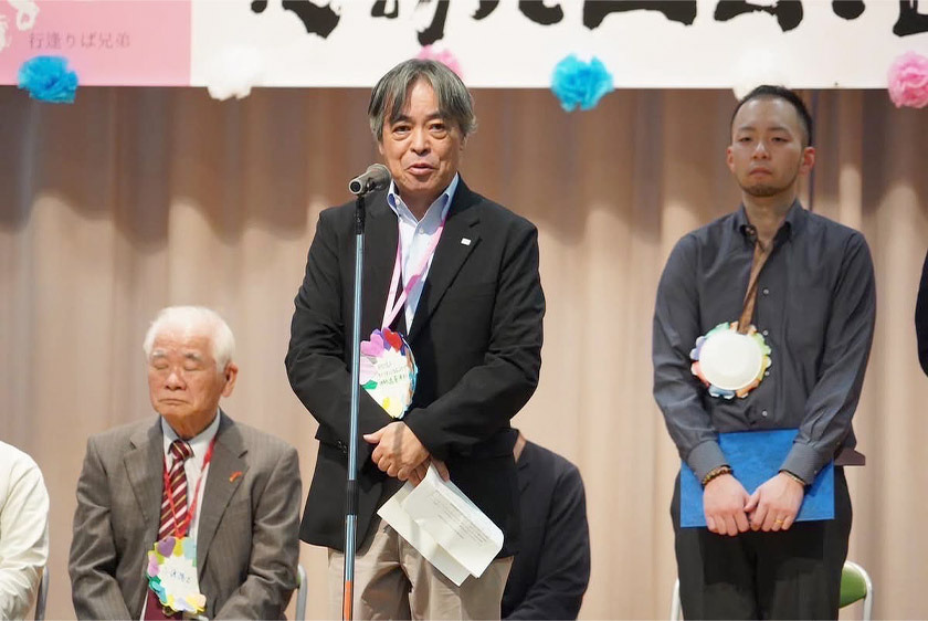 写真：那覇市繁多川地区のＮＰＯ法人１万人井戸端会議法人設立10周年イベントの様子
