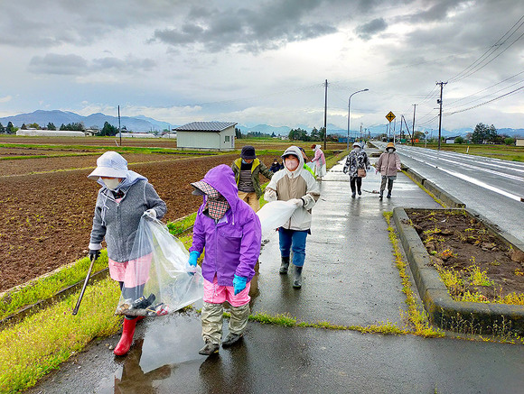 写真：ふれあいの道路愛護事業のようす