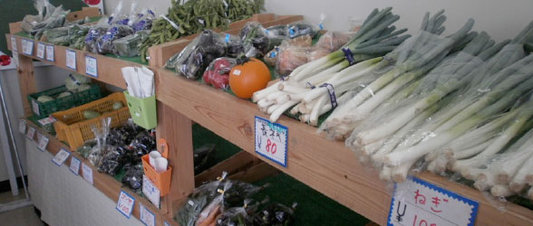 お待たせいたしました!「きらり産直市場」ローソン川西吉田店内にオープンしました!